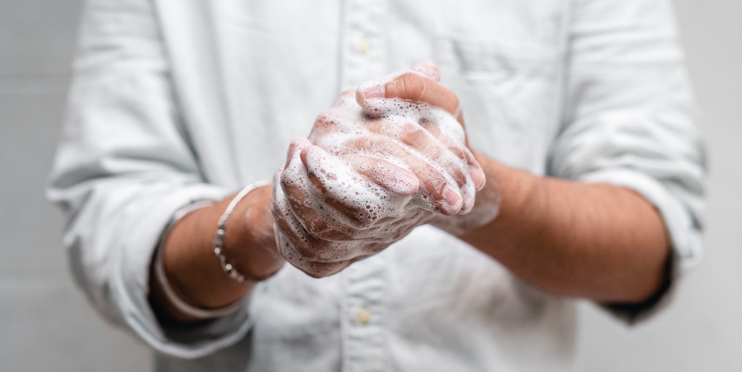 cancer et covid : bien se laver les mains
